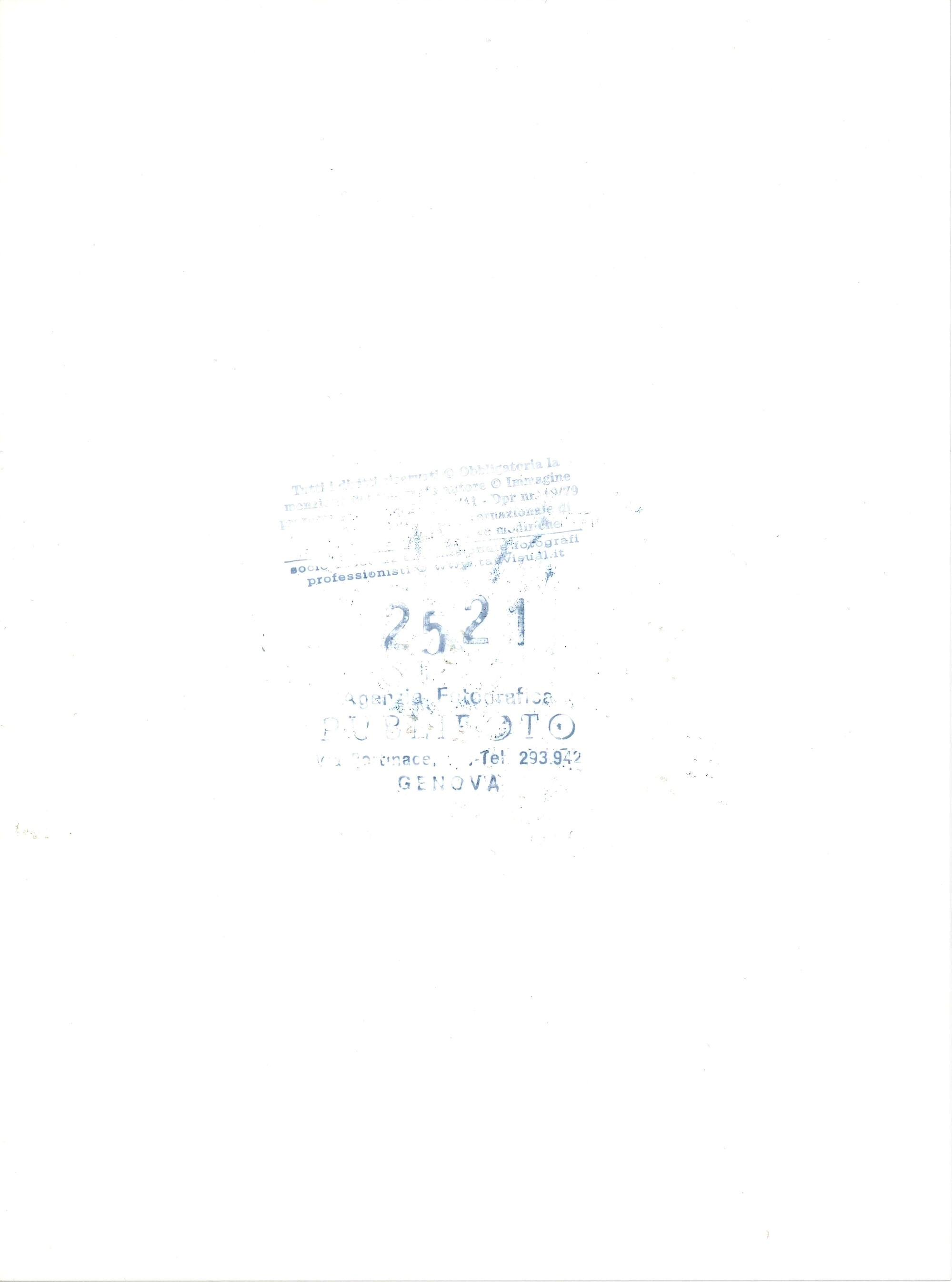 lotto di cinque fotografie Gregory Peck a Portofino