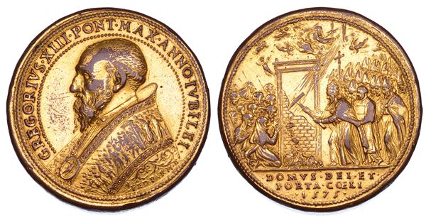 STATO PONTIFICIO. GREGORIO XIII (Ugo Boncompagni), 1572-1585. Medaglia in bronzo dorato 1575/A. IVB. Apertura della Porta Santa.