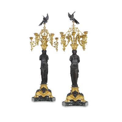 Francia, periodo Napoleone III, Coppia di candelabri a sette luci, bronzo dorato e bronzo patinat...