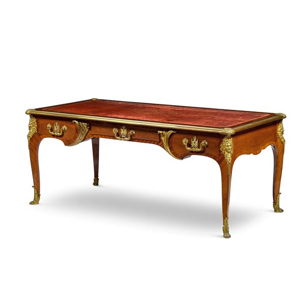 Grande scrivania diplomatica lastronata. Francia, XX secolo