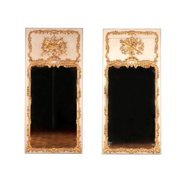 Coppia di grandi specchiere fondosala da boiserie. Piemonte o Francia, XIX-XX secolo