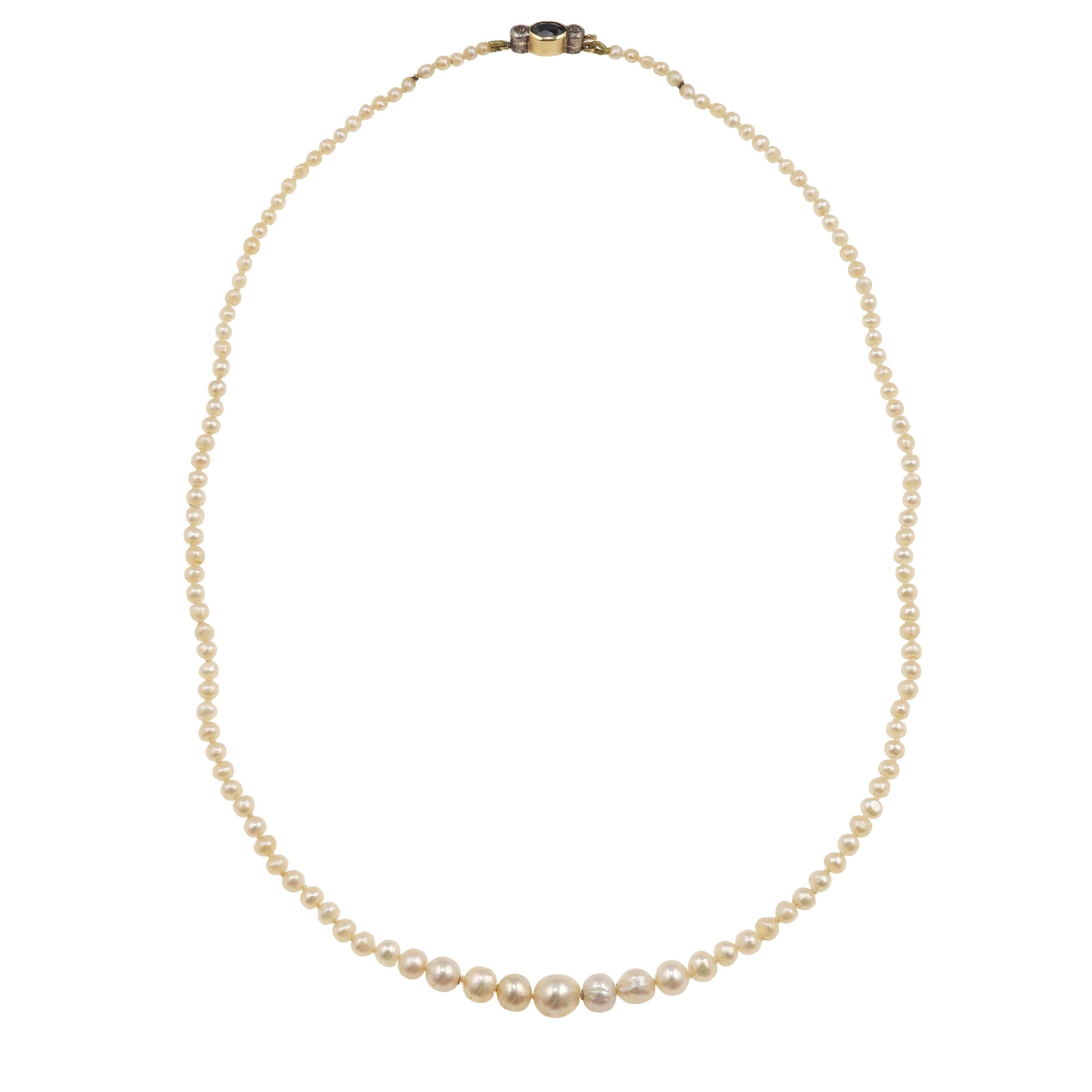 Collana composta da perle scalari naturali e coltivate con perle coltivate aggiuntive