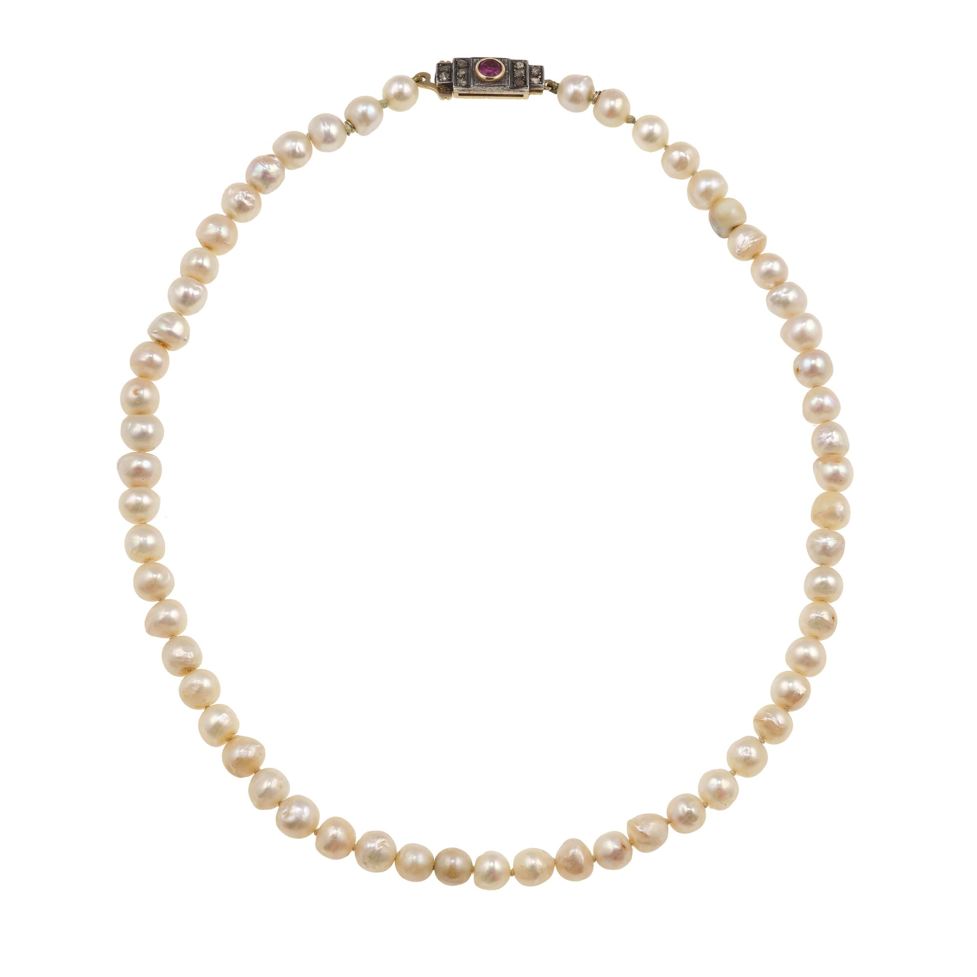Collana composta da perle scalari naturali e coltivate con perle coltivate aggiuntive