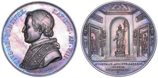 STATO PONTIFICIO. PIO IX (Giovanni Maria Mastai Ferretti), 1846-1878. Medaglia annuale in argento 1853/A. VIII. Sistemazione del Museo Lateranense ampliato ed arricchito con materiale proveniente da nuovi scavi e gallerie.