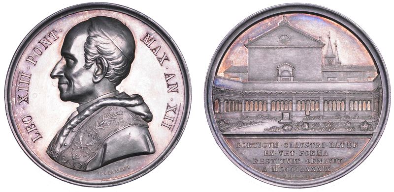 STATO PONTIFICIO. LEONE XIII (Vincenzo Gioacchino Luigi Pecci), 1878-1903. Medaglia annuale in argento 1889/A. XII. Restauri effettuati nel chiostro lateranense in Roma.  - Auction Numismatics - Cambi Casa d'Aste