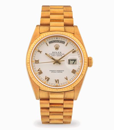 Rolex, Day-Date 18038, orologio automatico in oro giallo 18k con quadrante bianco e numeri romani...