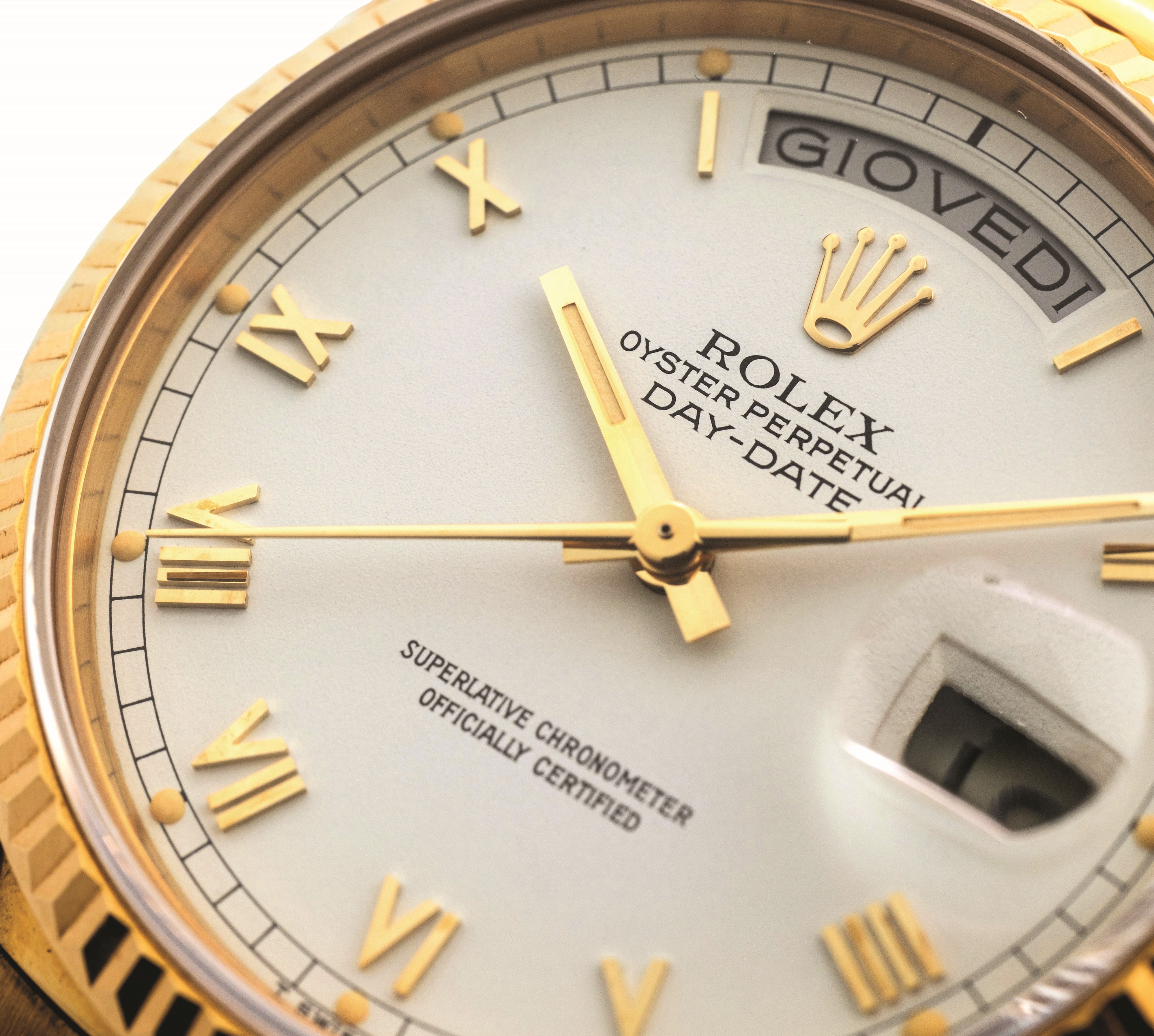 Rolex, Day-Date 18038, orologio automatico in oro giallo 18k con quadrante bianco e numeri romani...