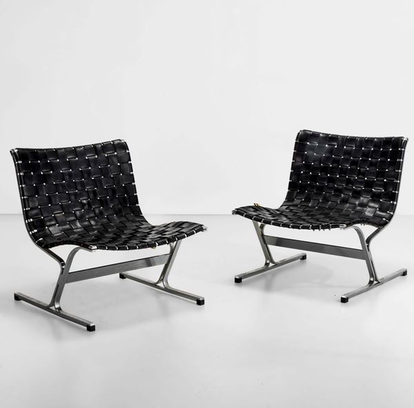 Due poltrone mod. PLR 1