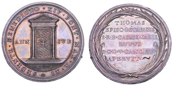 STATO PONTIFICIO. BENEDETTO XIV (Prospero Lorenzo Lambertini), 1740-1758. Medaglia in argento 1750/A. XI. Apertura della Porta Santa.