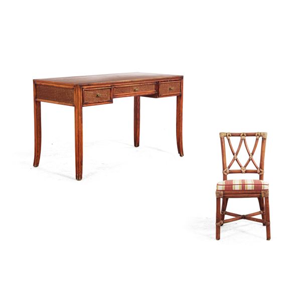 Scrivania con sedia. XX secolo