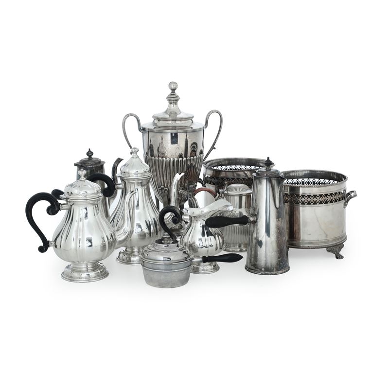 Set da tè e caffè in metallo argentato  - Asta Argenti, Icone e Oggetti d'Arte - Cambi Casa d'Aste