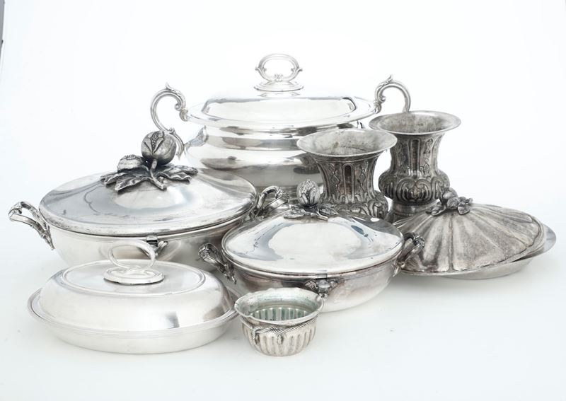 Lotto misto di oggetti in metallo argentato  - Auction Antiques - Cambi Casa d'Aste