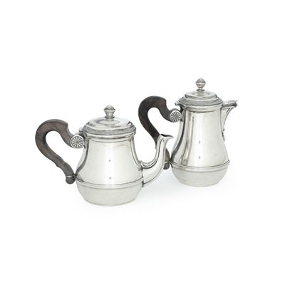 Teiera e Caffettiera. Argenteria Milanese del XX Secolo, Bollo con Fascio Littorio in Uso dal 195...