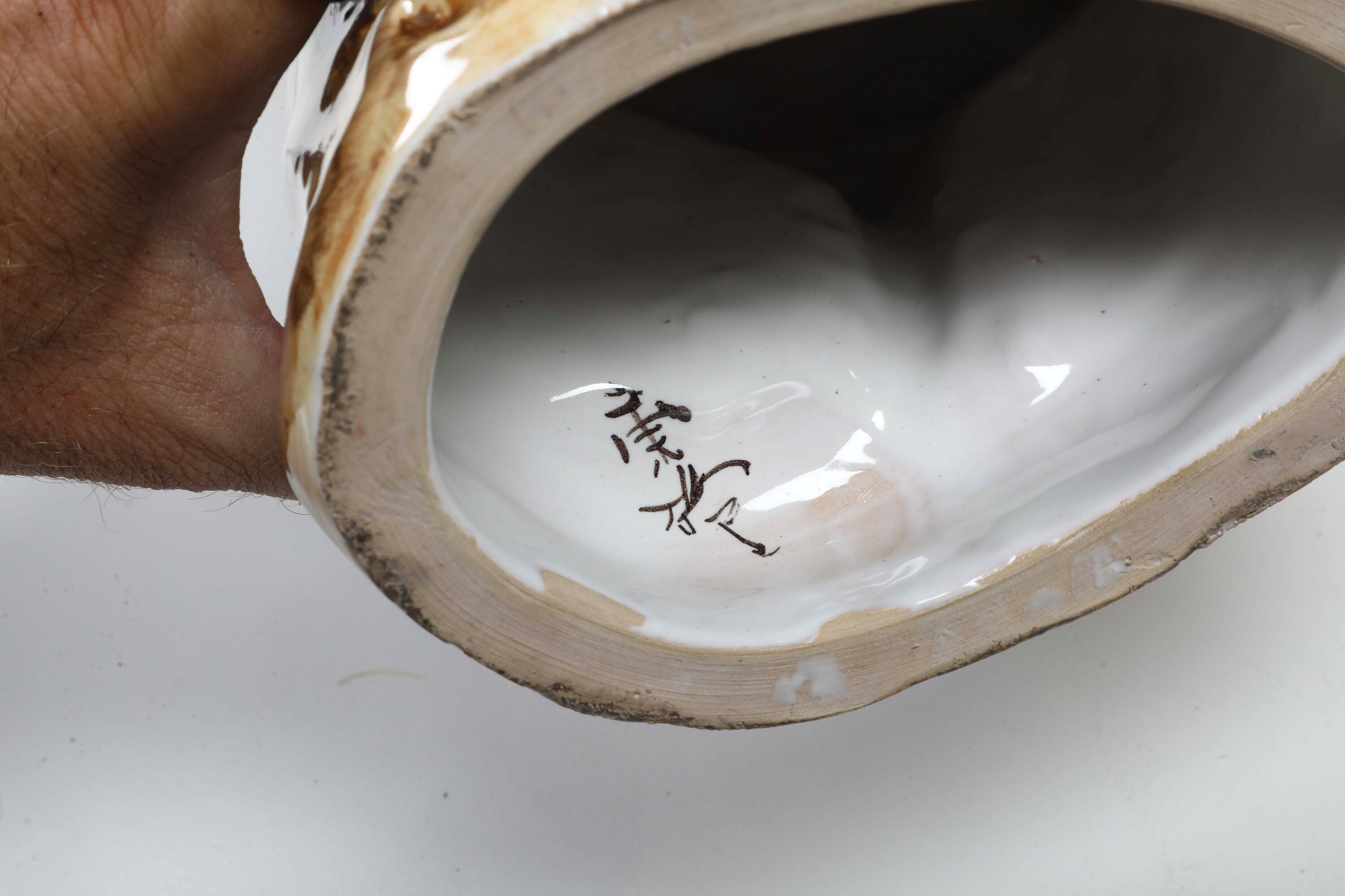 Coppia di Galli in Ceramica. Arte Orientale XX Secolo