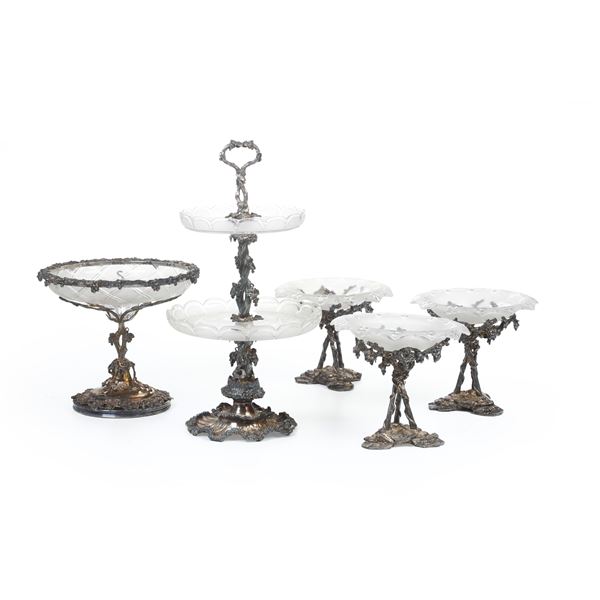 Set di alzate in metallo dorato e cristallo