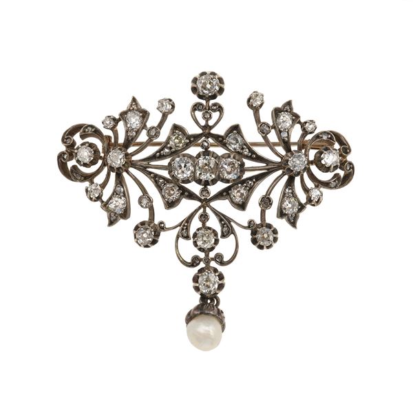 Spilla con perla pendente e diamanti di vecchio taglio