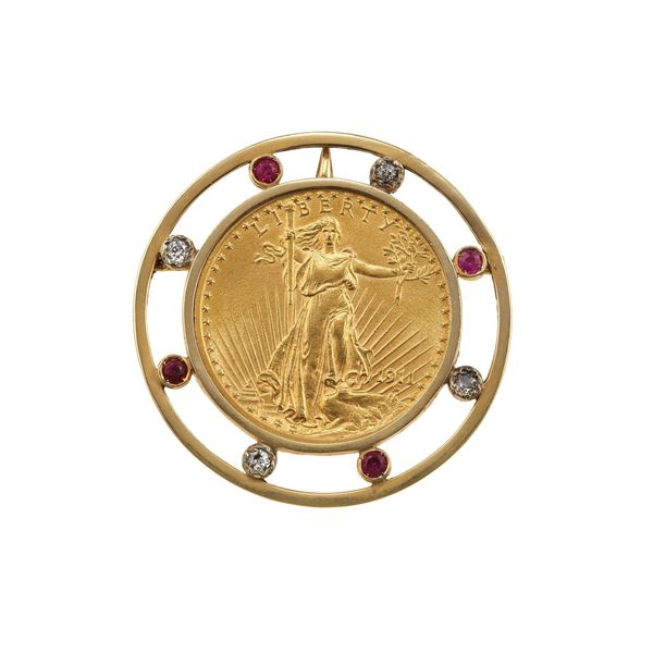 Spilla/pendente con rubini e diamanti a contorno