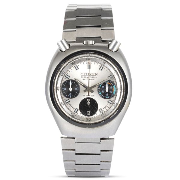 CITIZEN - Cronografo Bullhead ref. 67-9011 in acciaio con tasti a pompa, quadrante Argentè con contatori al tre e al nove e datario al sei, carica automatica, 38 mm