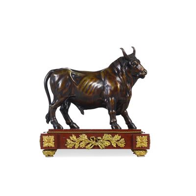 Jean Joseph St. Germain, Toro, bronzo fuso e patinato su base in marmo rosso