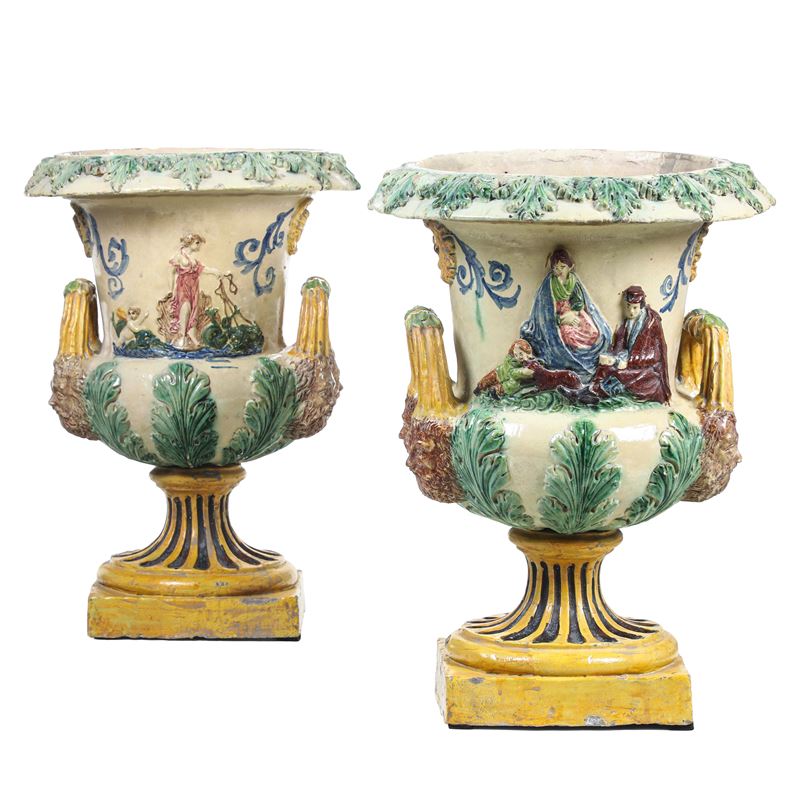Coppia di crateri. Probabilmente Caltagirone, Fornace Di Bartolo, 1860 circa.  - Asta Dimore Italiane - Cambi Casa d'Aste