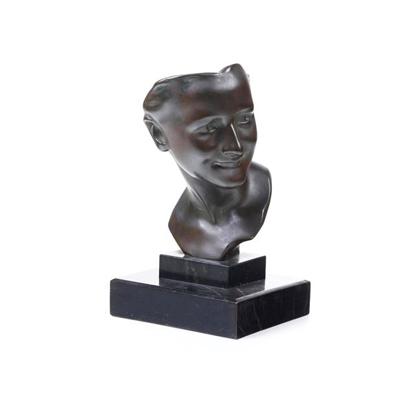 Busto in bronzo, firmato Carpeau. XX secolo