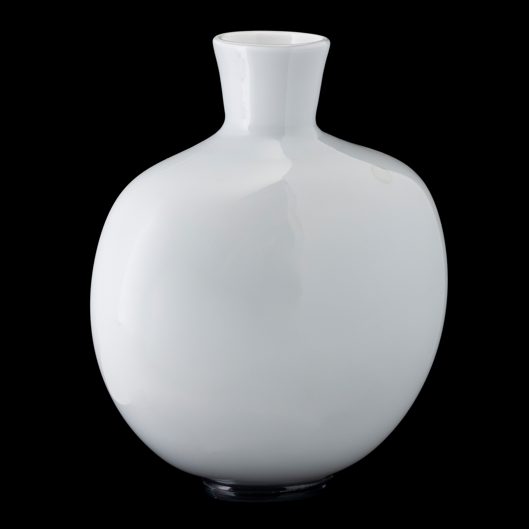 Venini, Vaso a fiasca Murano (1986), vetro soffiato incamiciato lavanda, piede applicato