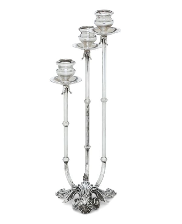 Candelabro a tre fiamme. Argenteria toscana del XX secolo, argentiere F.lli Raddi
