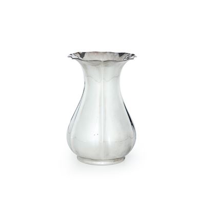 Vaso. Argenteria Veneta del XX Secolo, Argentiere Angelo Schiavon, Treviso