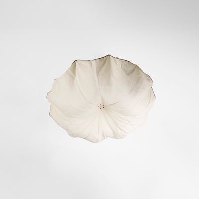 Lampada a plafone modello Celestia, metallo verniciato e diffusore in tessuto di lino