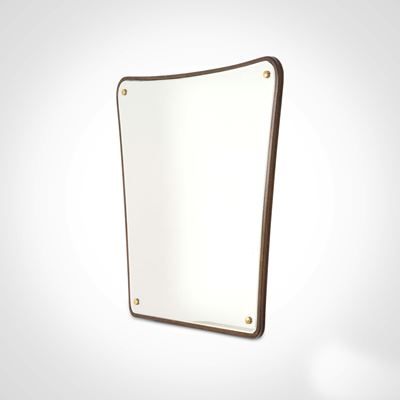 Italia, Specchio da parete in cornice in legno, dettagli in ottone e cristallo specchiato (c. 196...