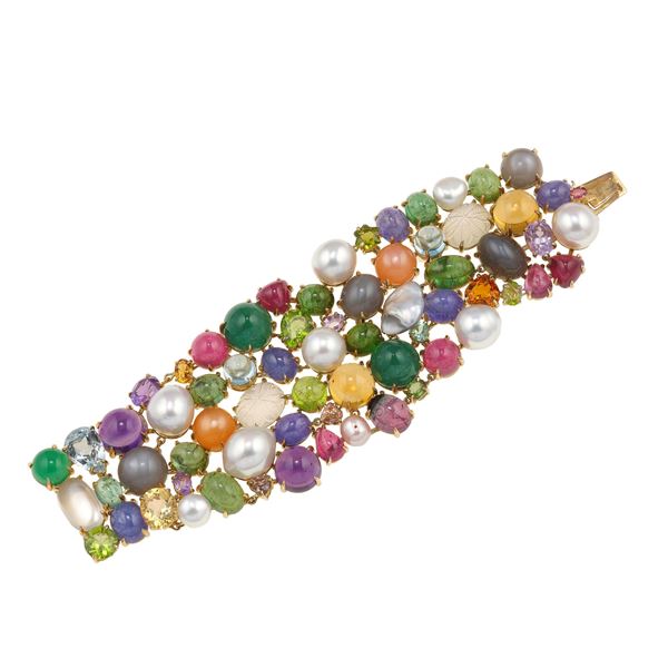Capello. Bracciale con perle coltivate e gem-set