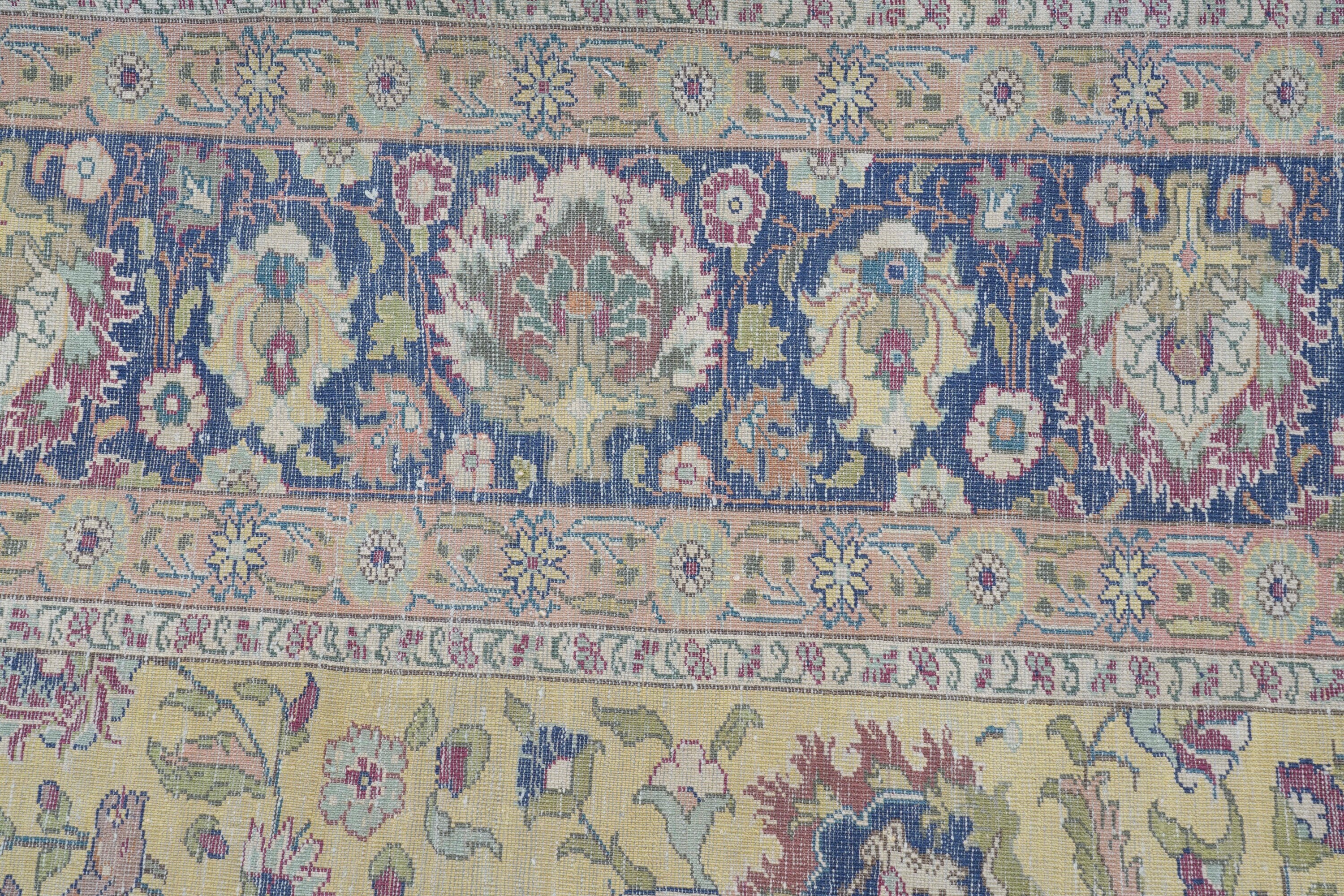 Tappeto Persiano, campo oro con decorazione floreale, inizio XX secolo
