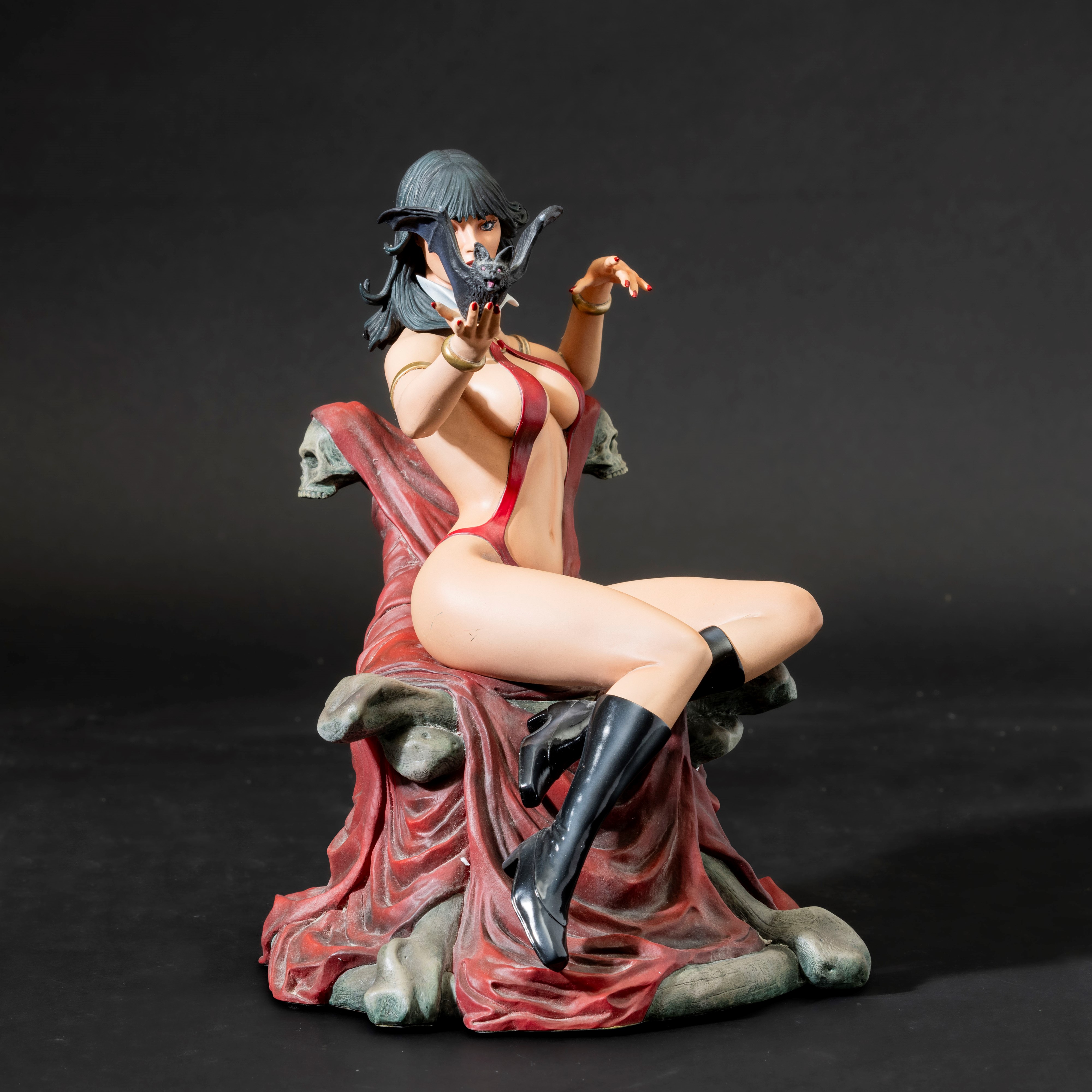 Dynamite Entertainment - Vampirella