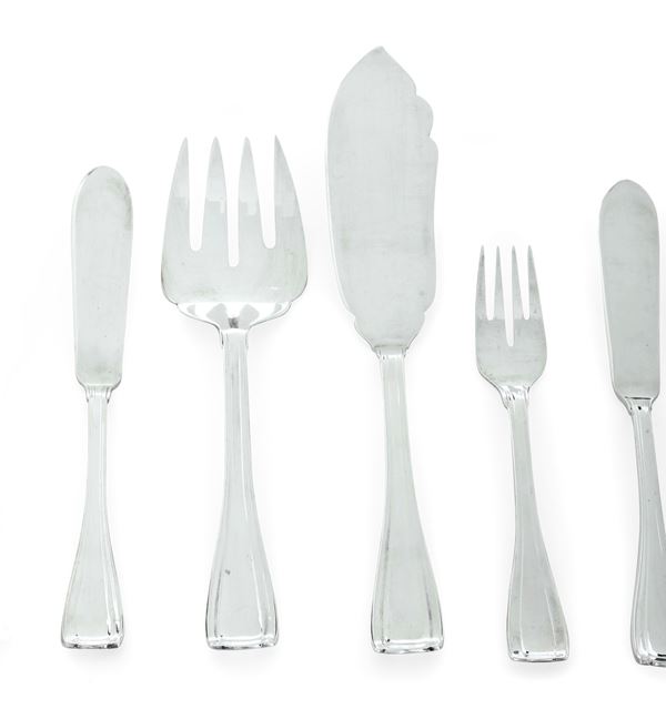 Servizio da pesce. Argenteria italiana del XX secolo, argentiere Ricci & C., Alessandria