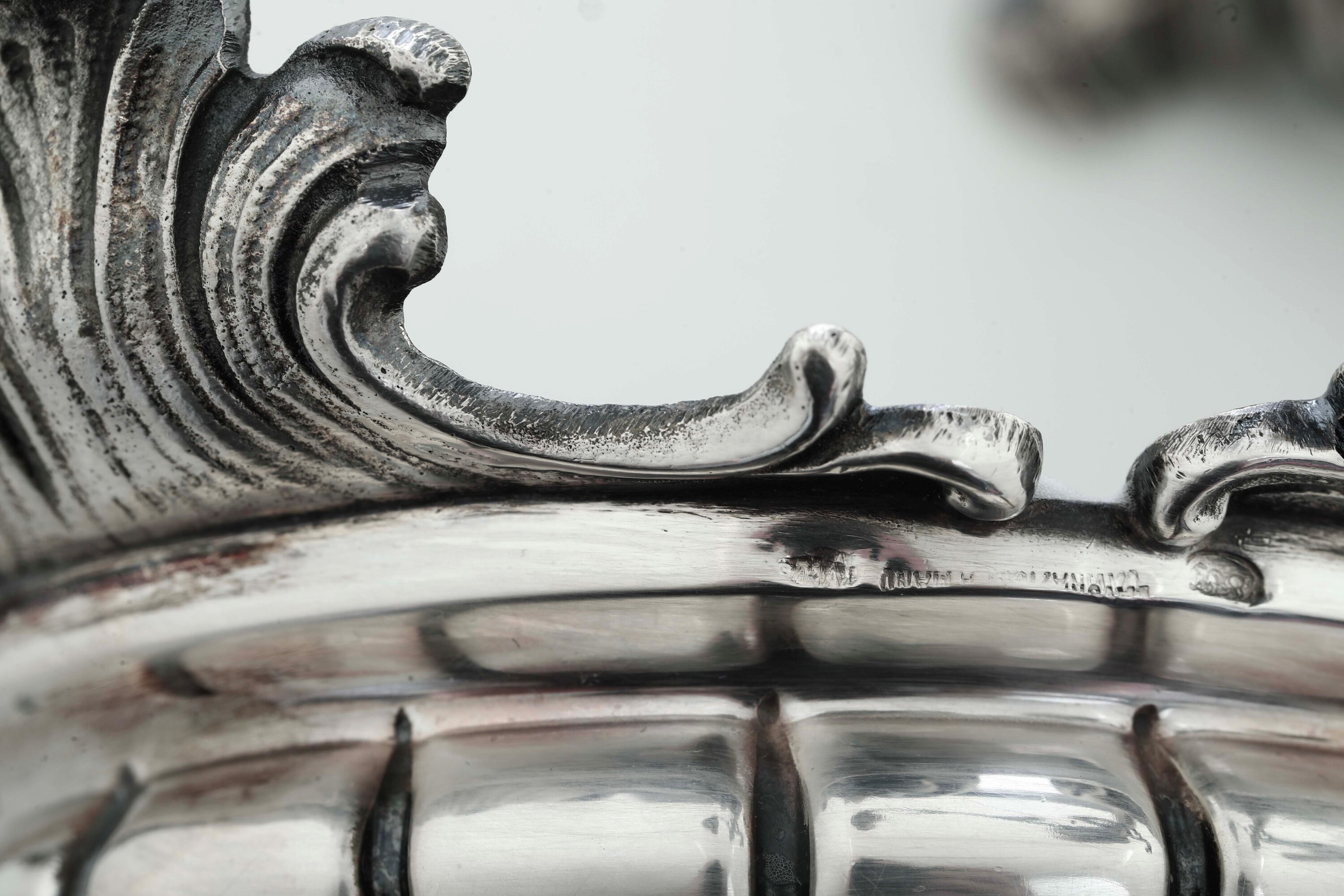 Coppia di Candelabri a Tre Fiamme. Argenteria Italiana del XX Secolo