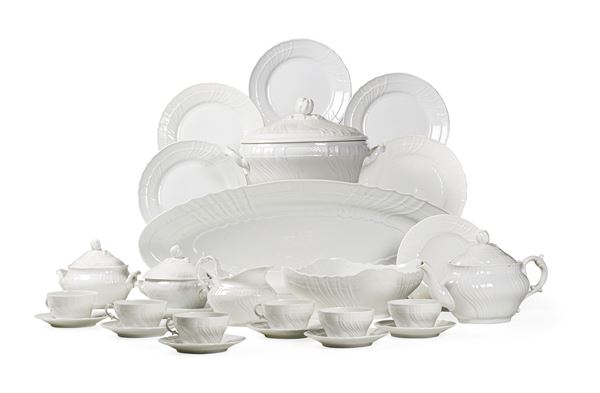 Servizio da tavola “Vecchio Ginori” Doccia, Manifattura Richard Ginori, XX secolo  