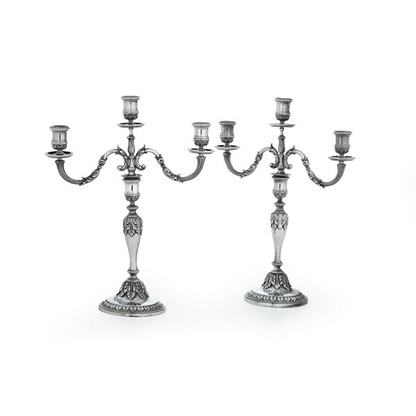 Coppia di candelabri. Argenteria milanese del XX secolo, argentiere Ilario Pradella