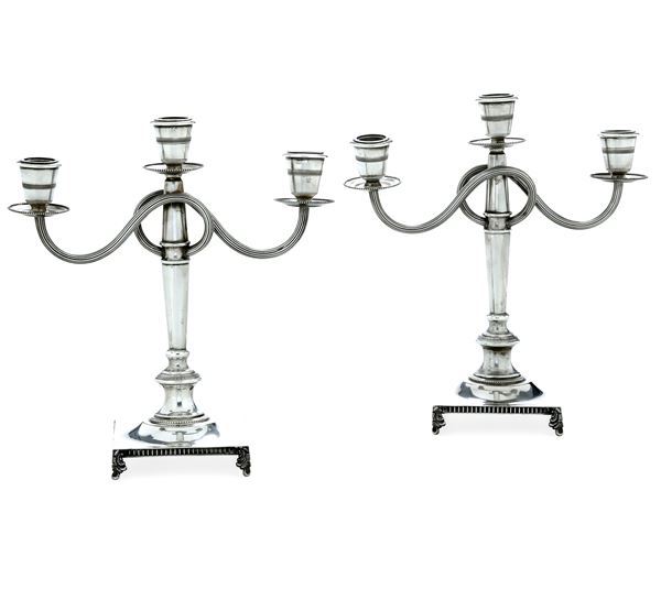 Coppia di candelabri. Argenteria toscana del XX secolo, argentiere Brandimarte, Firenze