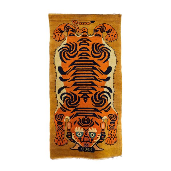 Tappeto a pelle di tigre, Tibet XX secolo