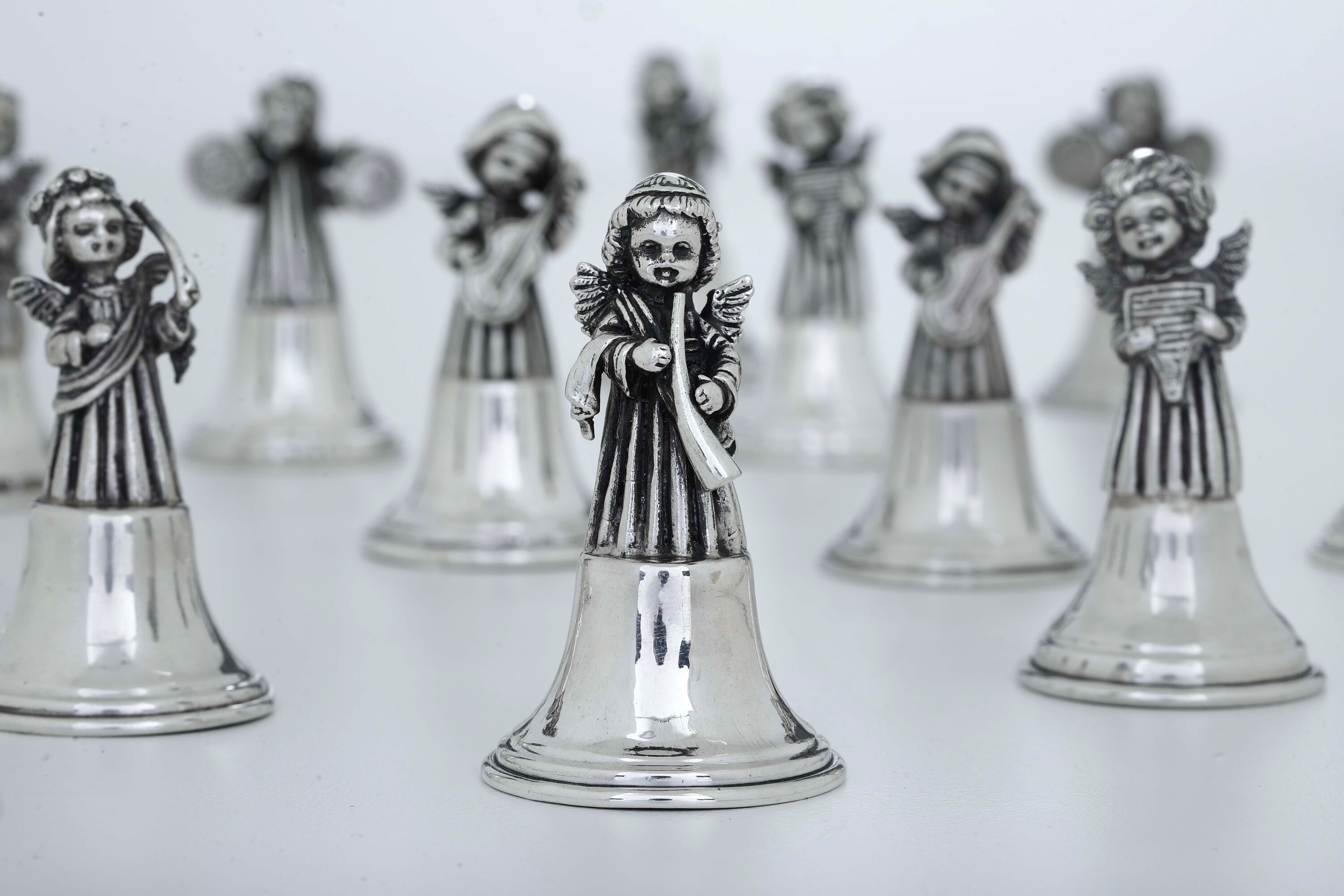 Gruppo di Dodici Campanelli/segnaposto. Argenteria Artistica Fiorentina del XX-XXI Secolo, Argent...