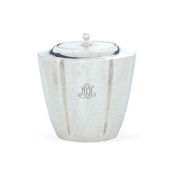 Porta tè. Tiffany, U.S.A., XX secolo