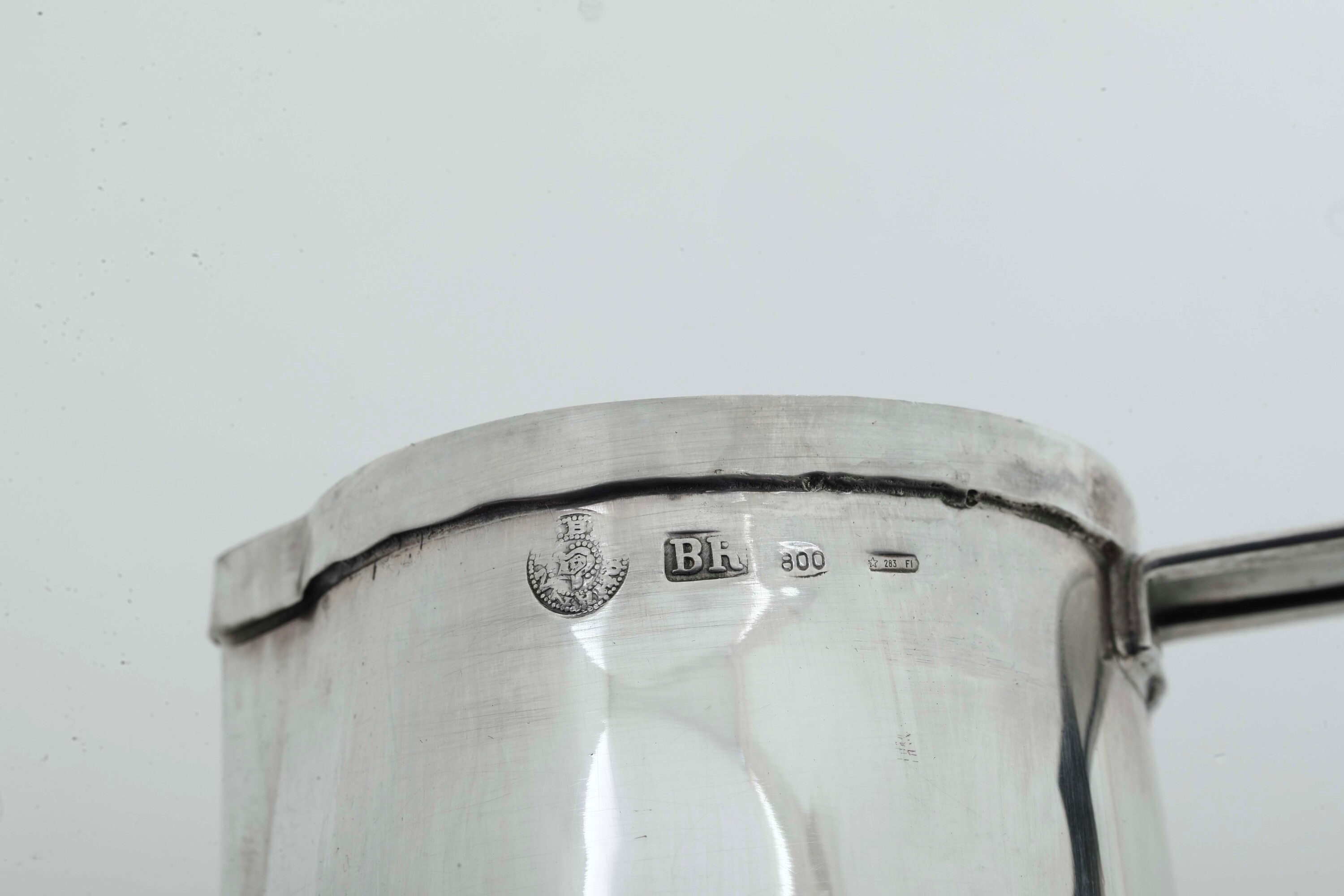 Brandimarte (argentiere di Firenze), Brocca in argento fuso e sagomato, argenteria toscana del XX...