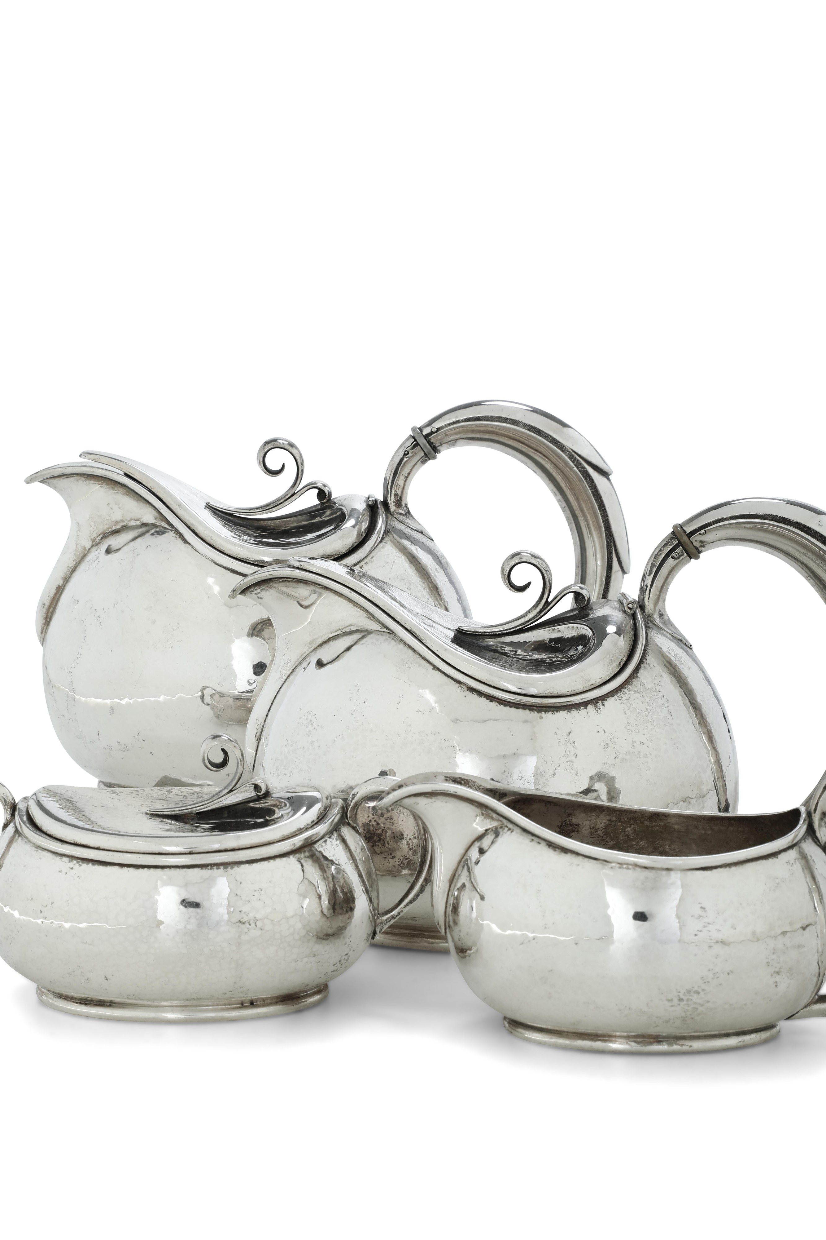 Importante Servizio da Tè e Caffè. Argenteria Milanese del XX Secolo. Argentiere Eros Genazzi