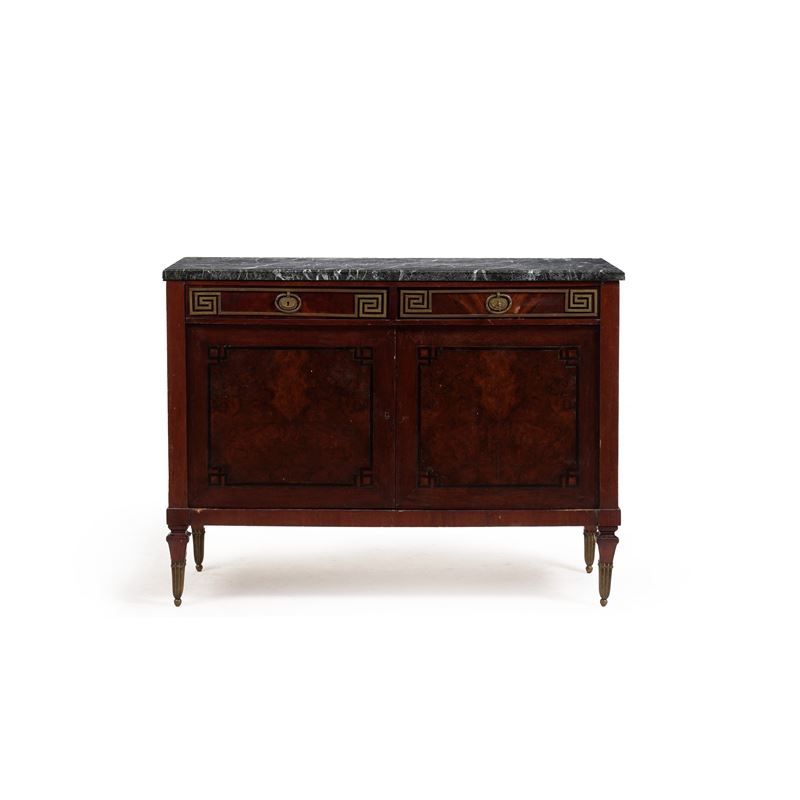 Credenza a due ante lastronata in radica. XIX-XX secolo  - Auction Antiques - Cambi Casa d'Aste