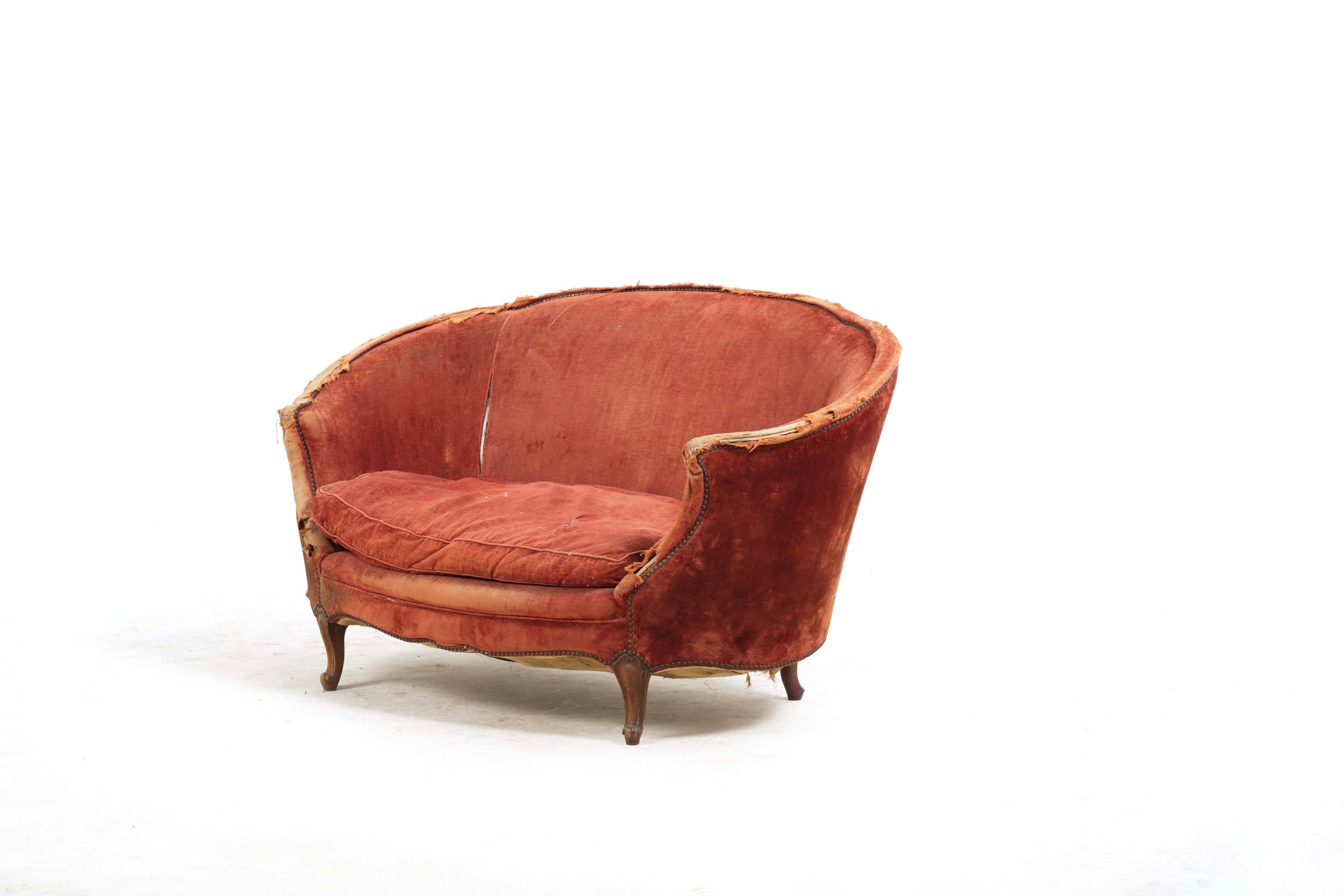 Divano, XX secolo (cm 144x90x85)