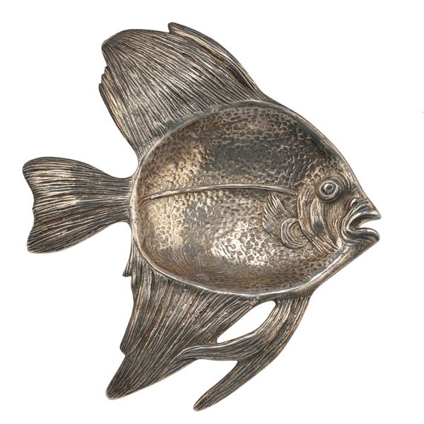 Buccellati. Piatto a forma di pesce