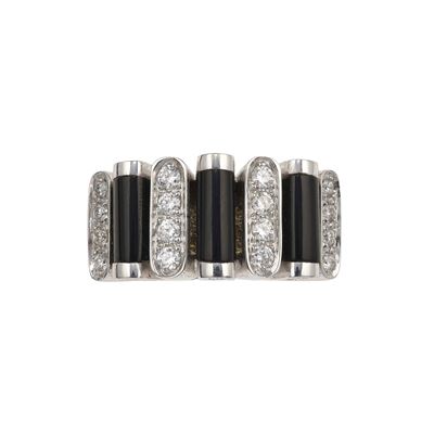 Asprey, Anello in oro bianco 750/1000 con inserti in onice e diamanti