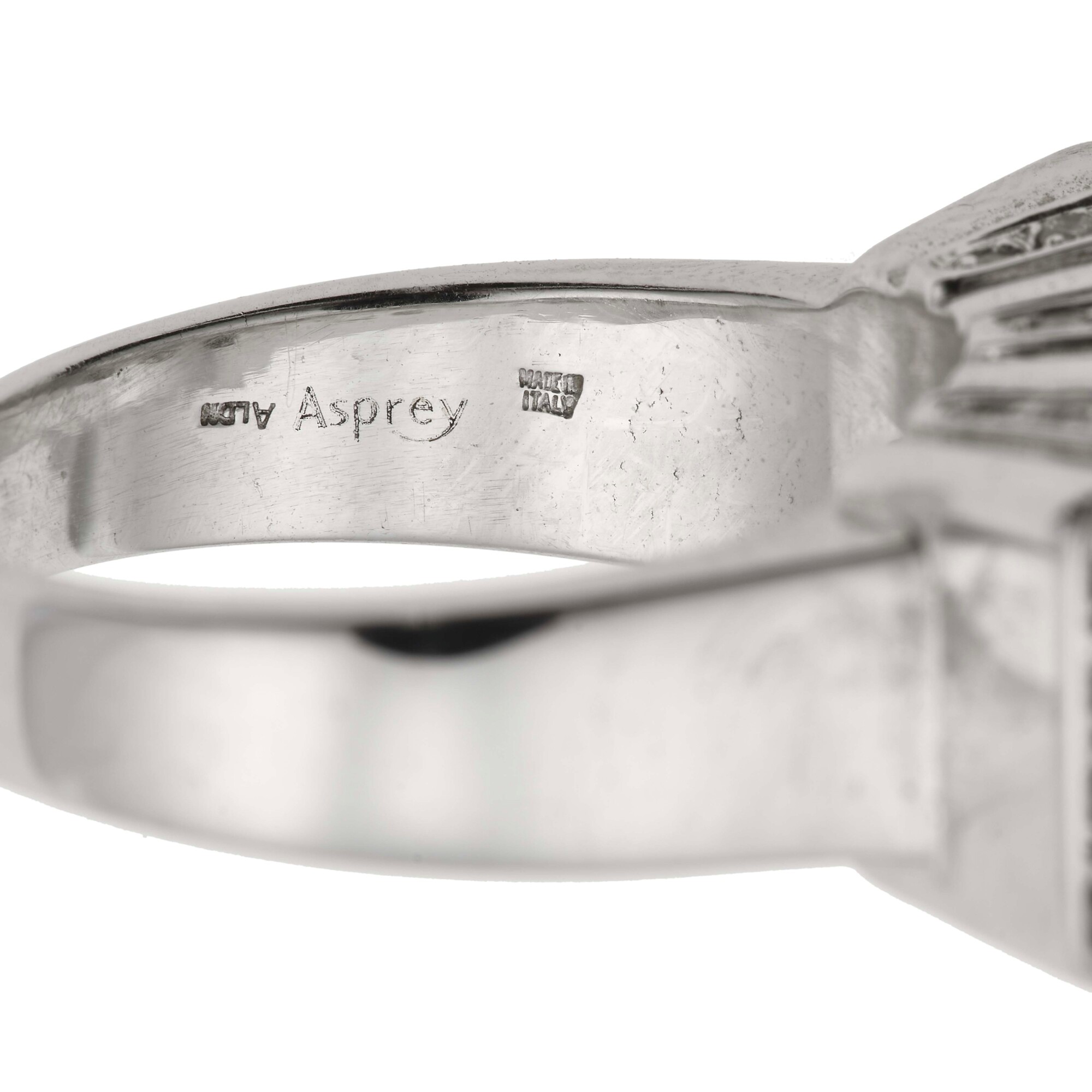 Asprey, Anello in oro bianco 750/1000 con inserti in onice e diamanti