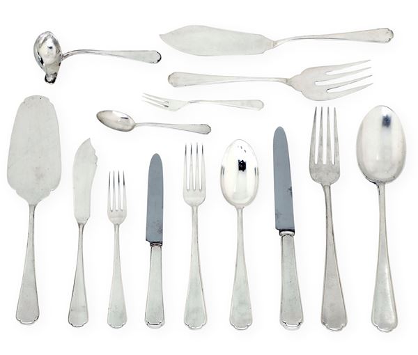 Servizio di posate. Argenteria italiana del XX secolo, marchio con fascio littorio in uso dal 1935 al 1945, argentiere Cesa, Alessandria