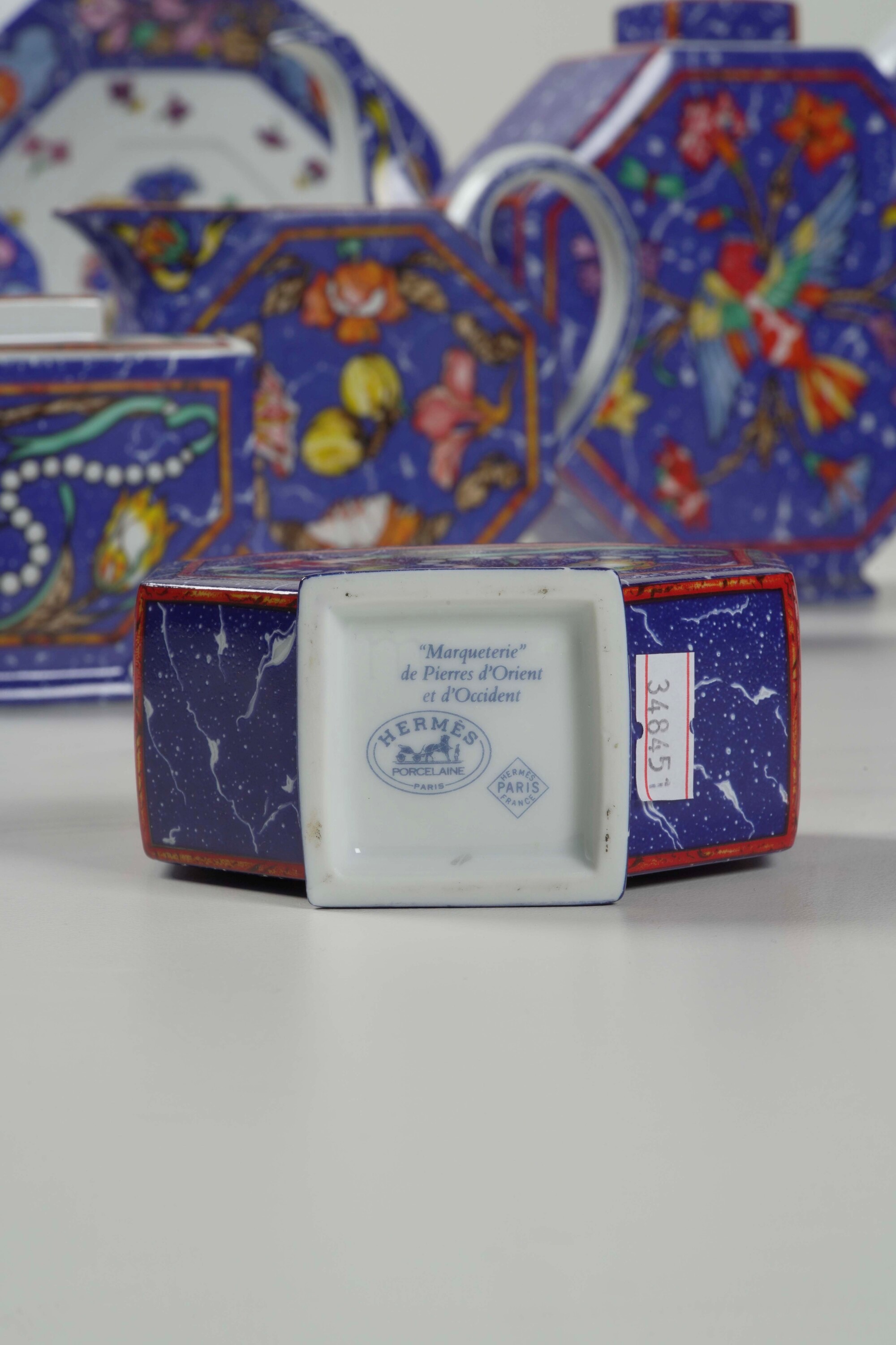Servizio da Caffè Hermès "marqueterie De Pierres Dures D'orient Et D’occident" Limoges, Verso la ...